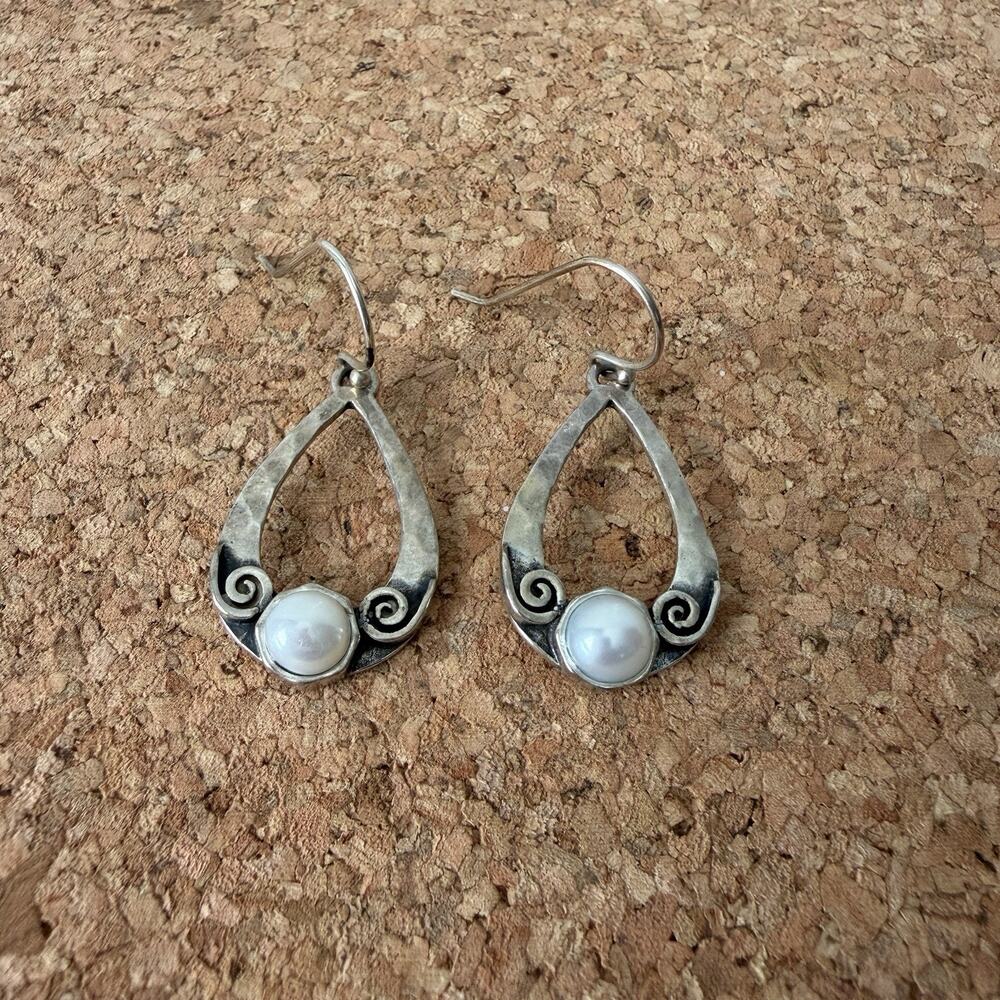 Israeli T.L. marked 925 Silver Drop Earrings with genuine pearl hook style, vtge